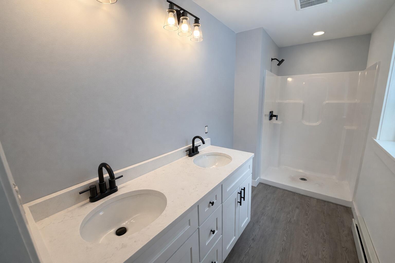 477 New Dam Road Waterboro, ME 04061 - Photo 7 of 11 En Suite Full bath