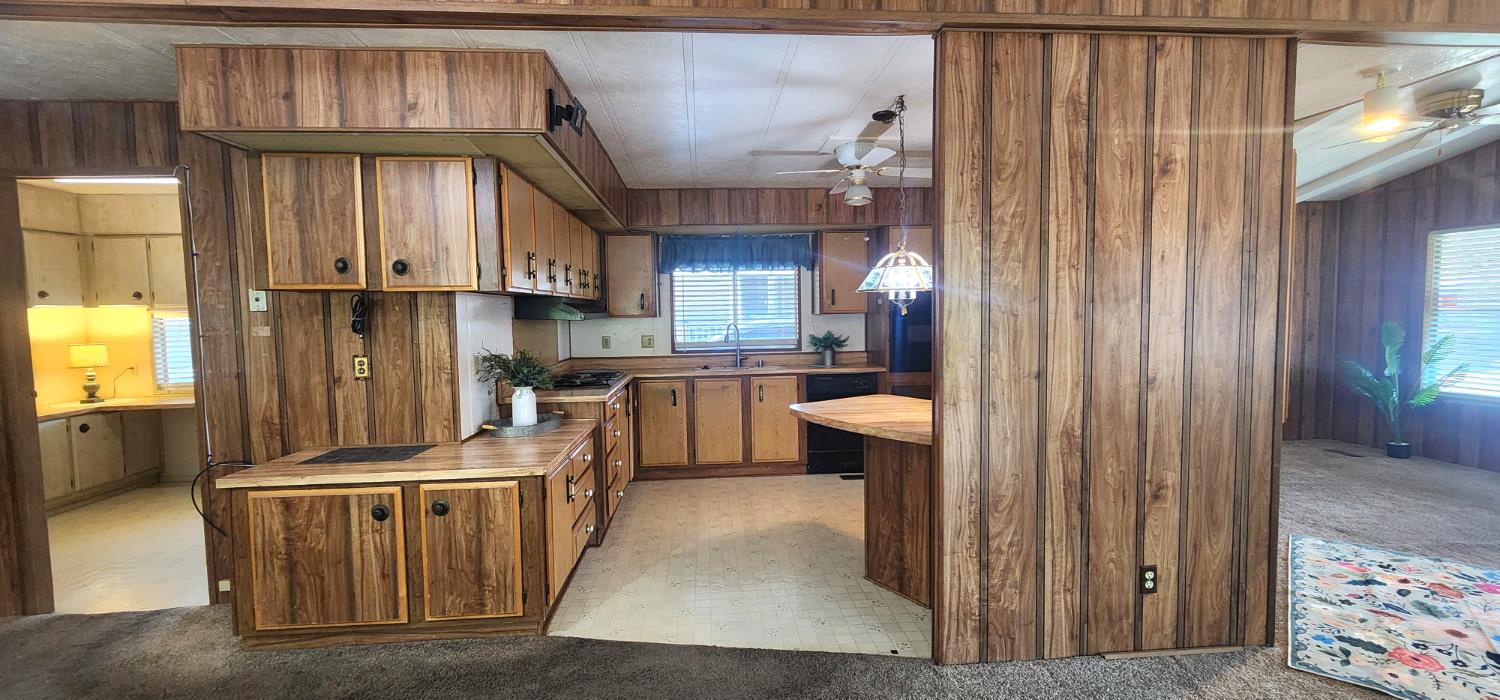 1300 West Olson Avenue, Unit 155 Reedley, CA 93654 - Photo 15 of 44