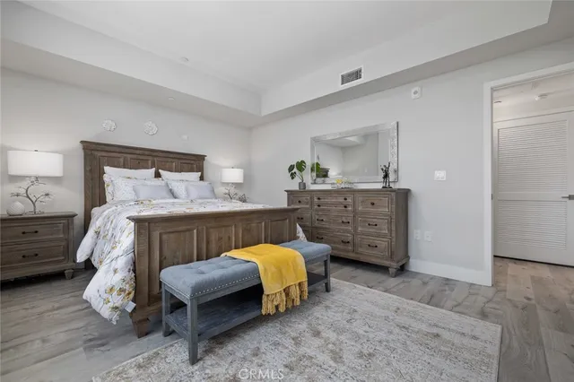 $3,595 | 5820 La Mirada Avenue, Unit 301, Hollywood, CA 90038