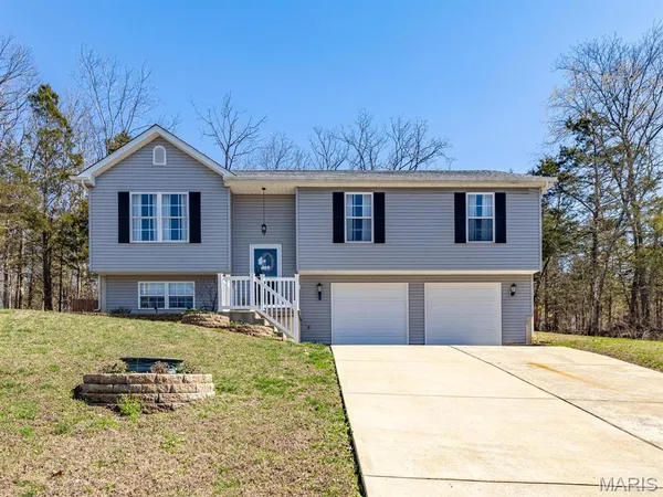 $320,000 | 10318 Timber Hill Drive, Hillsboro, MO 63050