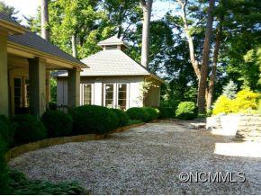 923 Country Club Road Asheville, NC 28804 - Photo 7 of 9 Gallery Image 7