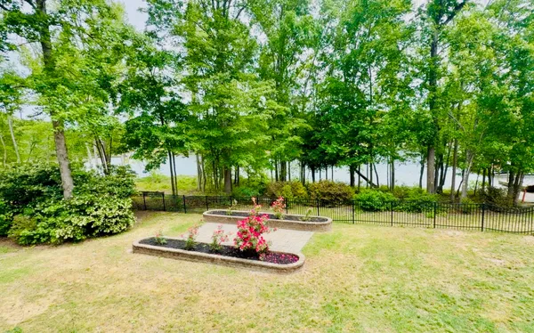 $749,000 | 100 Shores Edge Drive, Chapin, SC 29036