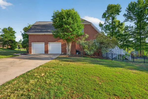 $749,000 | 100 Shores Edge Drive, Chapin, SC 29036