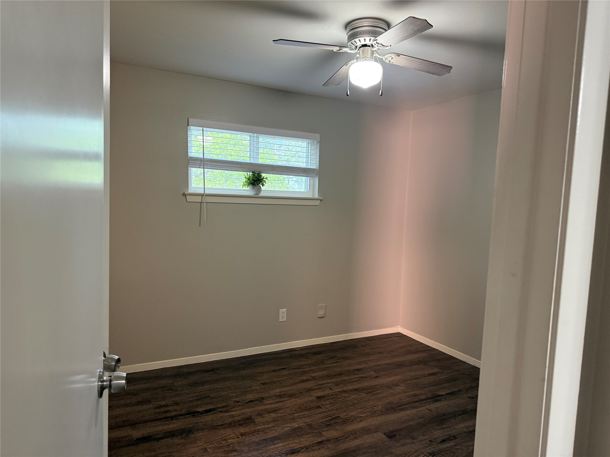 9733 Neuens Road, Unit 10 Houston, TX 77080 - Photo 3 of 9