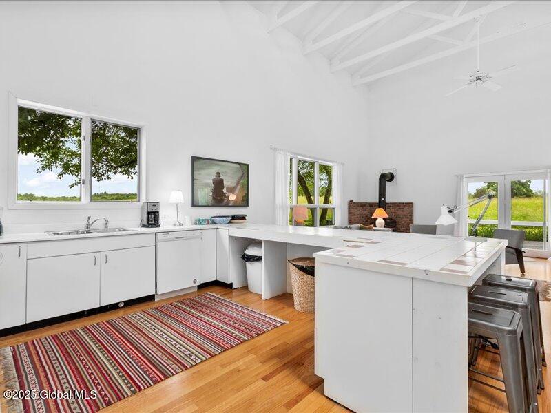 107 Hosey Russell Road Pittstown, NY 12094 - Photo 11 of 37 22-MW2_4247