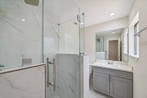 $349,000 | 1906 River Falls Drive, Houston, TX 77339