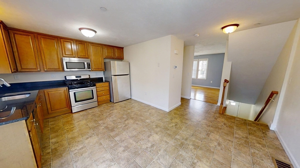 41 Boston Road, Unit 153 Billerica, MA 01862 - Photo 5 of 33