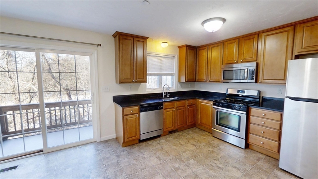 41 Boston Road, Unit 153 Billerica, MA 01862 - Photo 7 of 33