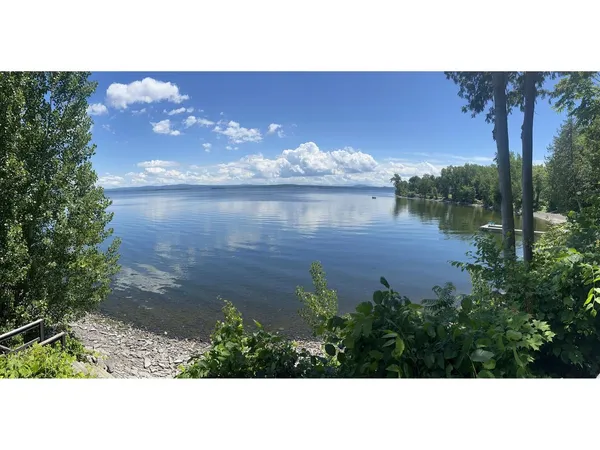 $3,150,000 | 266 E Shore North, Grand Isle, VT 05458