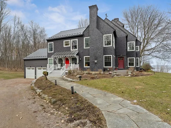 $3,150,000 | 266 E Shore North, Grand Isle, VT 05458