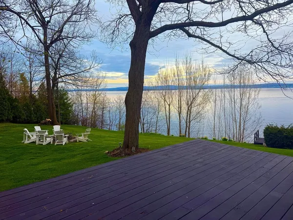 $3,150,000 | 266 E Shore North, Grand Isle, VT 05458