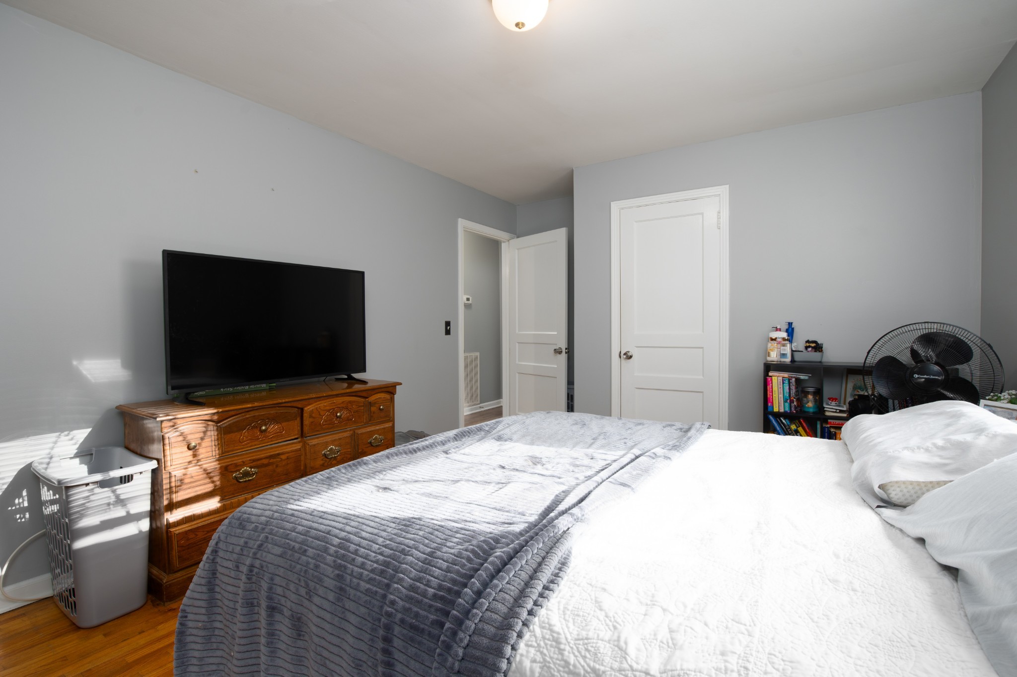 109 Randy Road Madison, TN 37115 - Photo 16 of 31 a bedroom with a bed and a flat screen tv