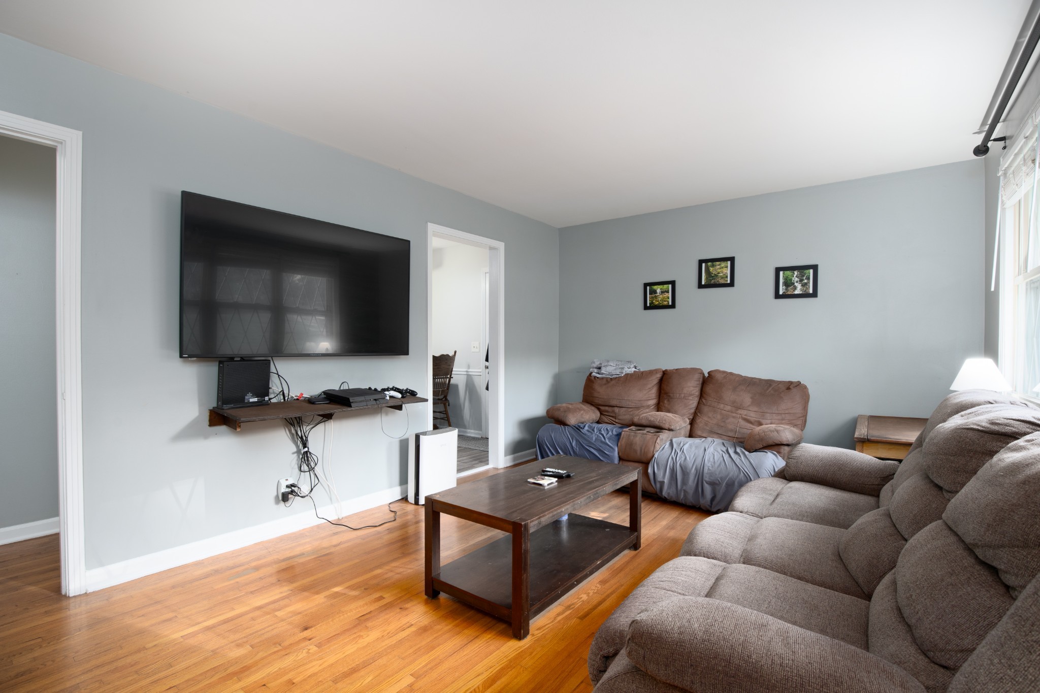 109 Randy Road Madison, TN 37115 - Photo 3 of 31 a living room with furniture and a flat screen tv