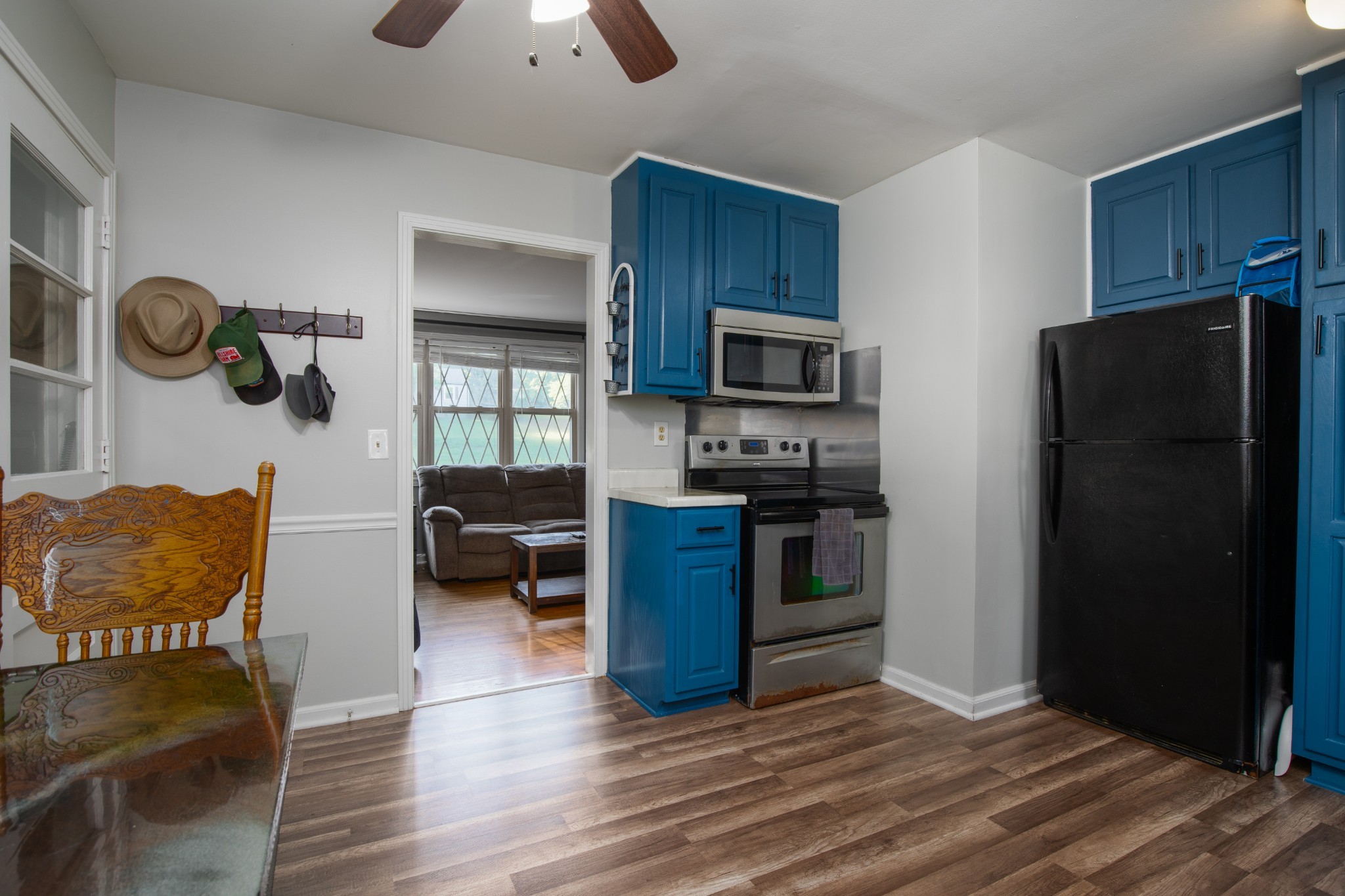 109 Randy Road Madison, TN 37115 - Photo 9 of 31 a kitchen with stainless steel appliances granite countertop a refrigerator and a stove top oven