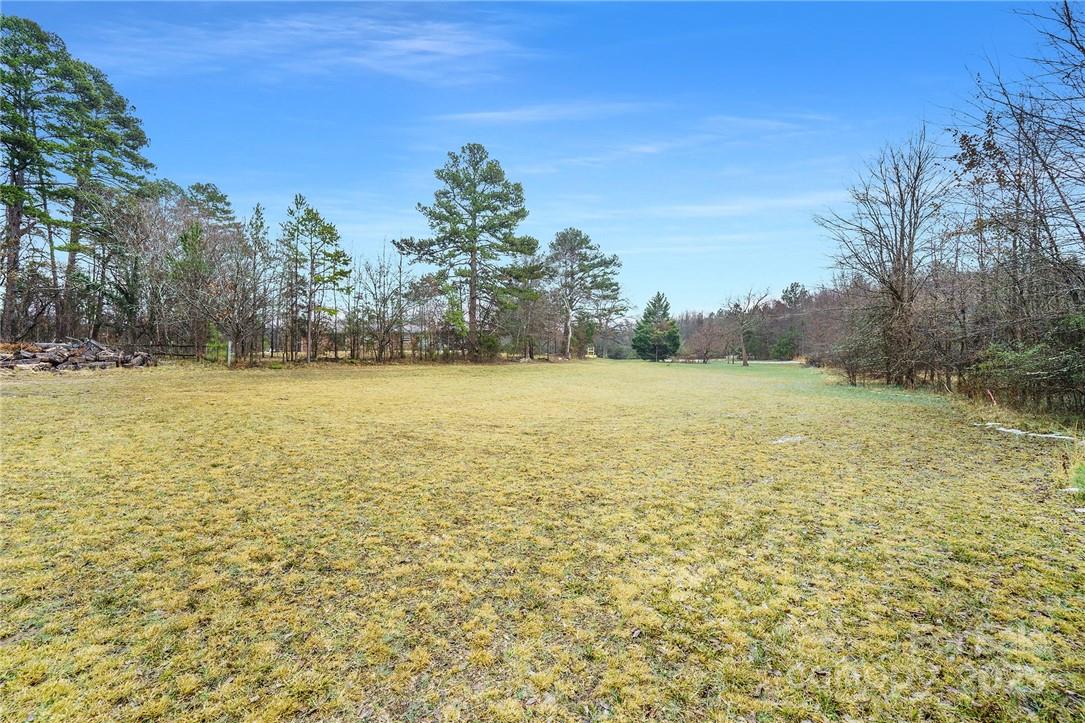 13320 Mallard Creek Road Charlotte, NC 28262 - Photo 21 of 24