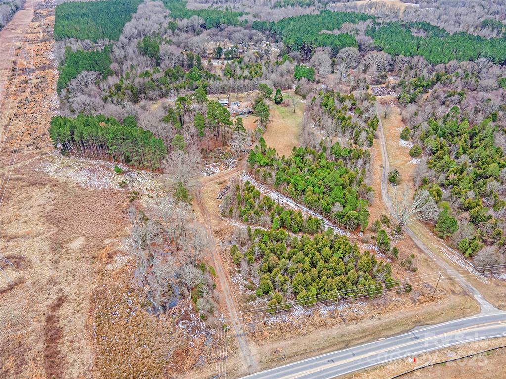 13320 Mallard Creek Road Charlotte, NC 28262 - Photo 10 of 24