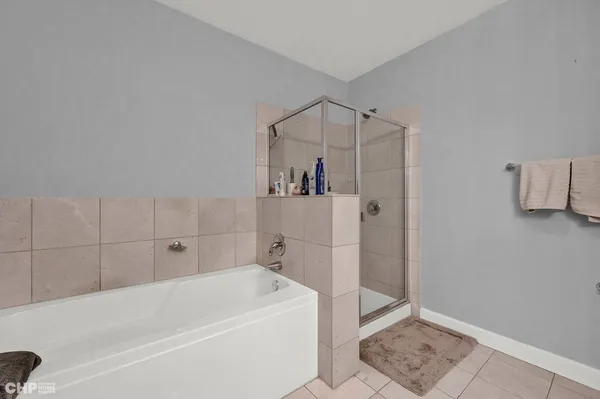 $4,650 | 450 East Waterside Drive, Unit 1511, Chicago, IL 60601
