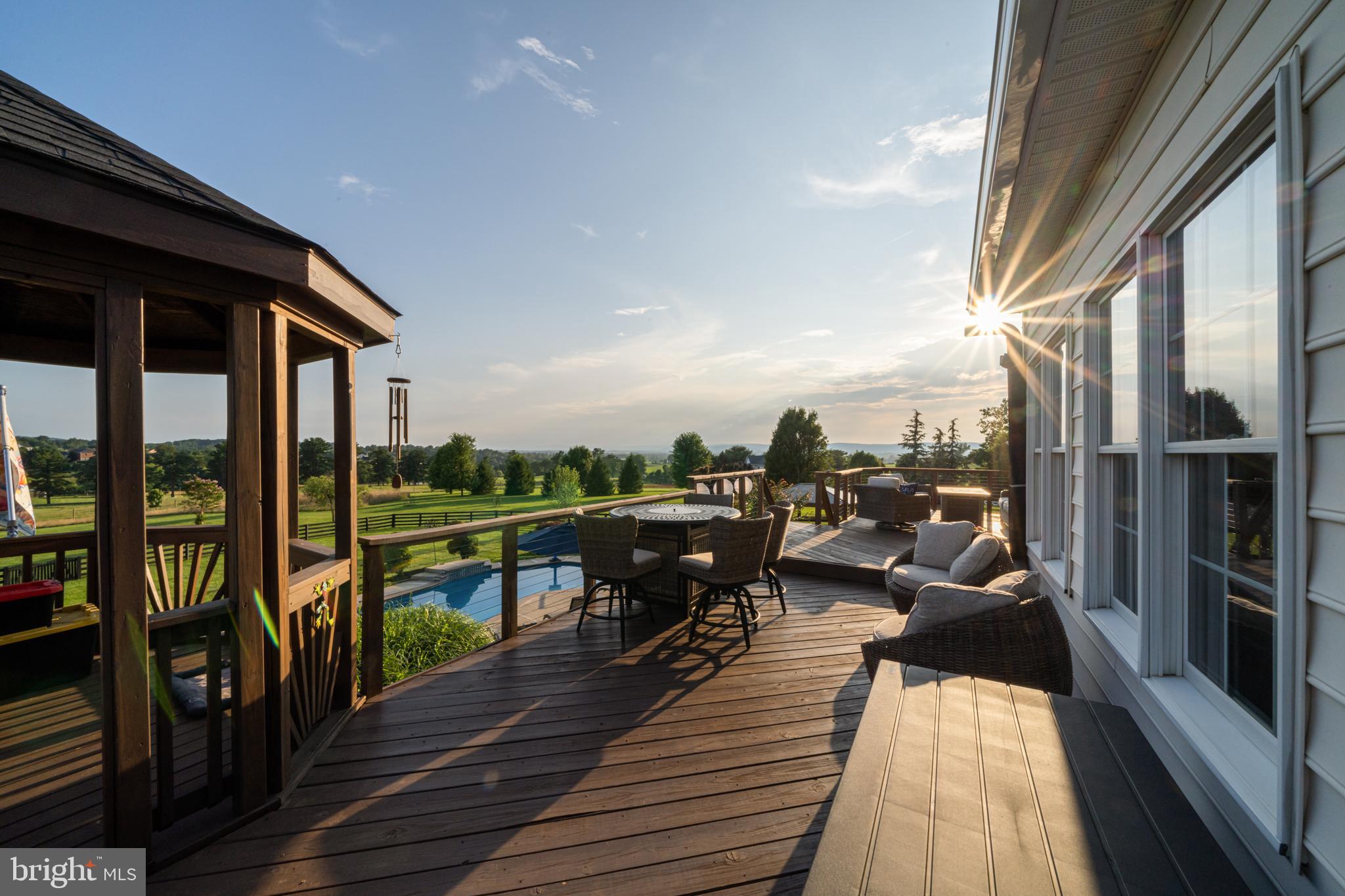 40965 Stumptown Road Waterford, VA 20197 - Photo 44 of 68 refreshing outdoor space