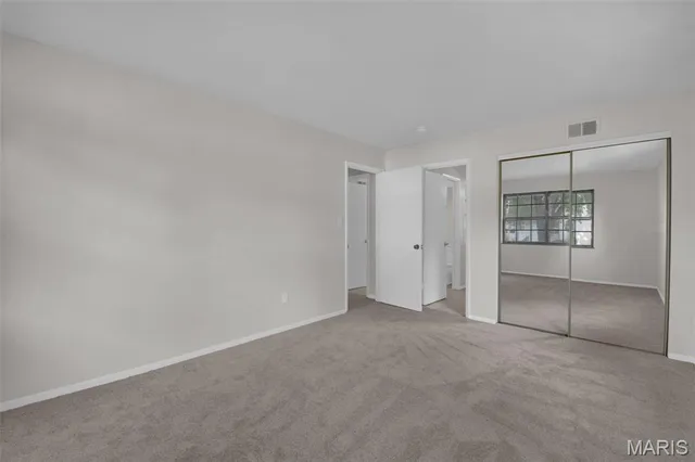 $129,900 | 128 Shadalane Walk, Unit A, Ballwin, MO 63011