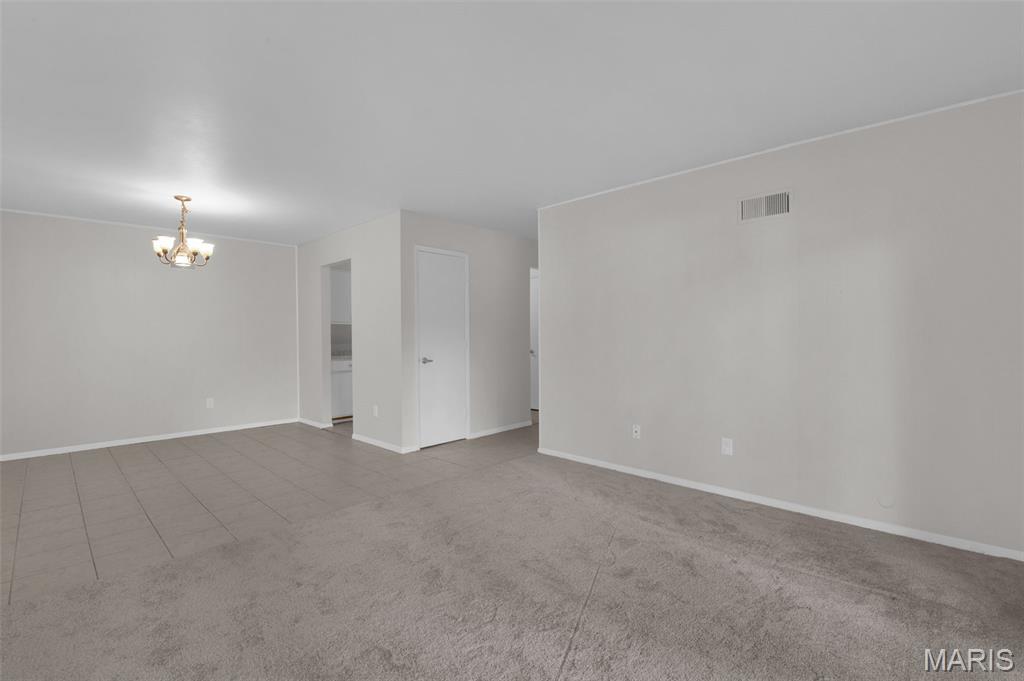 128 Shadalane Walk, Unit A Ballwin, MO 63011 - Photo 4 of 20