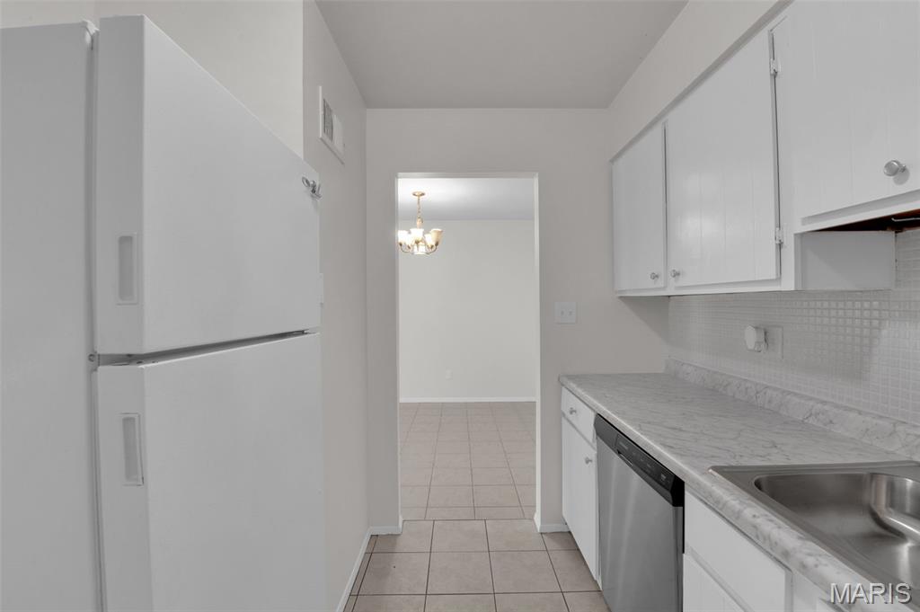 128 Shadalane Walk, Unit A Ballwin, MO 63011 - Photo 10 of 20