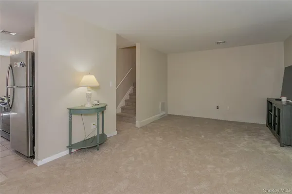 $2,900 | 423 Kings Highway, Warwick, NY 10990