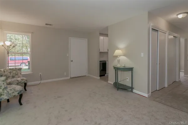 $2,900 | 423 Kings Highway, Warwick, NY 10990