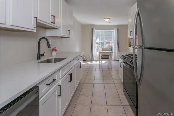 $2,900 | 423 Kings Highway, Warwick, NY 10990