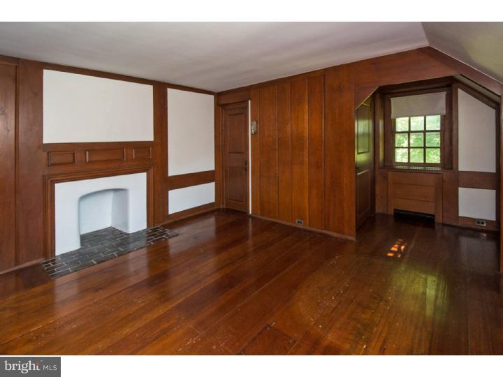 2470 Terwood Road Huntingdon Valley, PA 19006 - Photo 23 of 25 Bedroom
