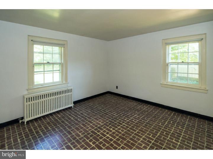 2470 Terwood Road Huntingdon Valley, PA 19006 - Photo 24 of 25 In-law Suite