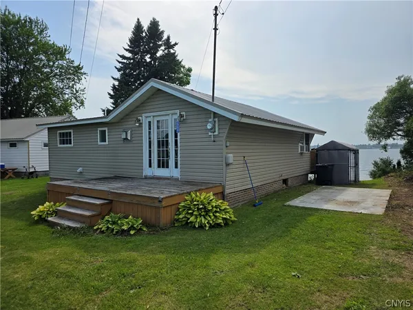 $289,900 | 20627 Hess Shore Road, Hounsfield, NY 13685