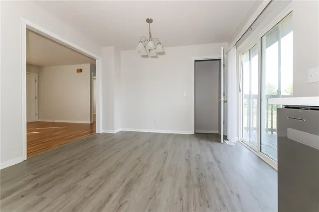 $2,170 | 406 Brookside Circle, Kearney, MO 64060