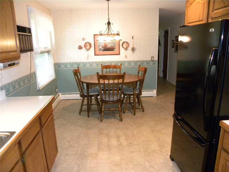 162 Pond Road Lewiston, ME 04240 - Photo 7 of 23 Dining Room.