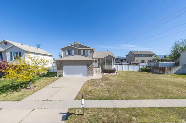 $490,000 | 3184 West 5525th Street South, Roy, UT 84067