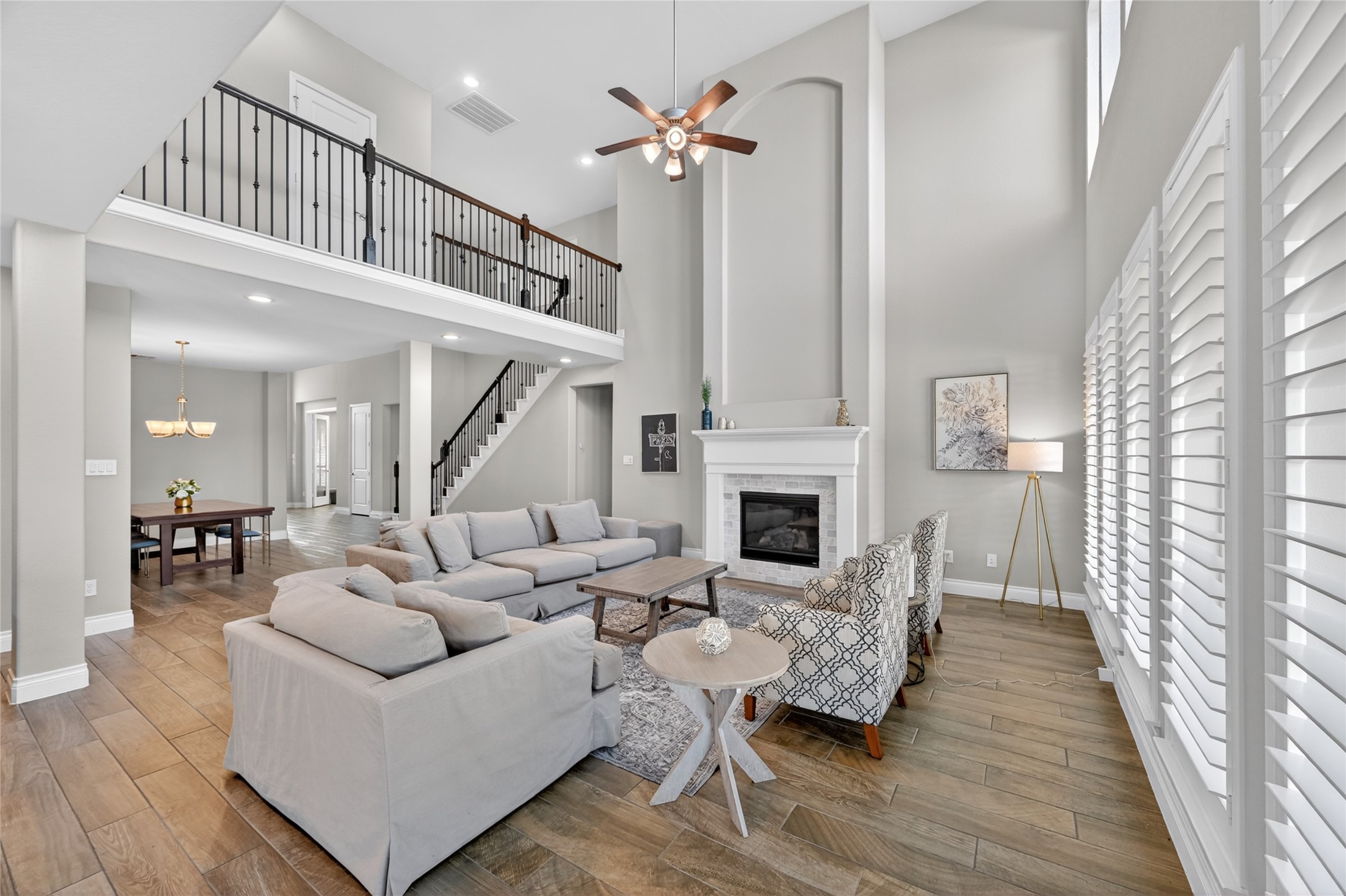4307 Bluewood Court Manvel, TX 77578 - Photo 8 of 45