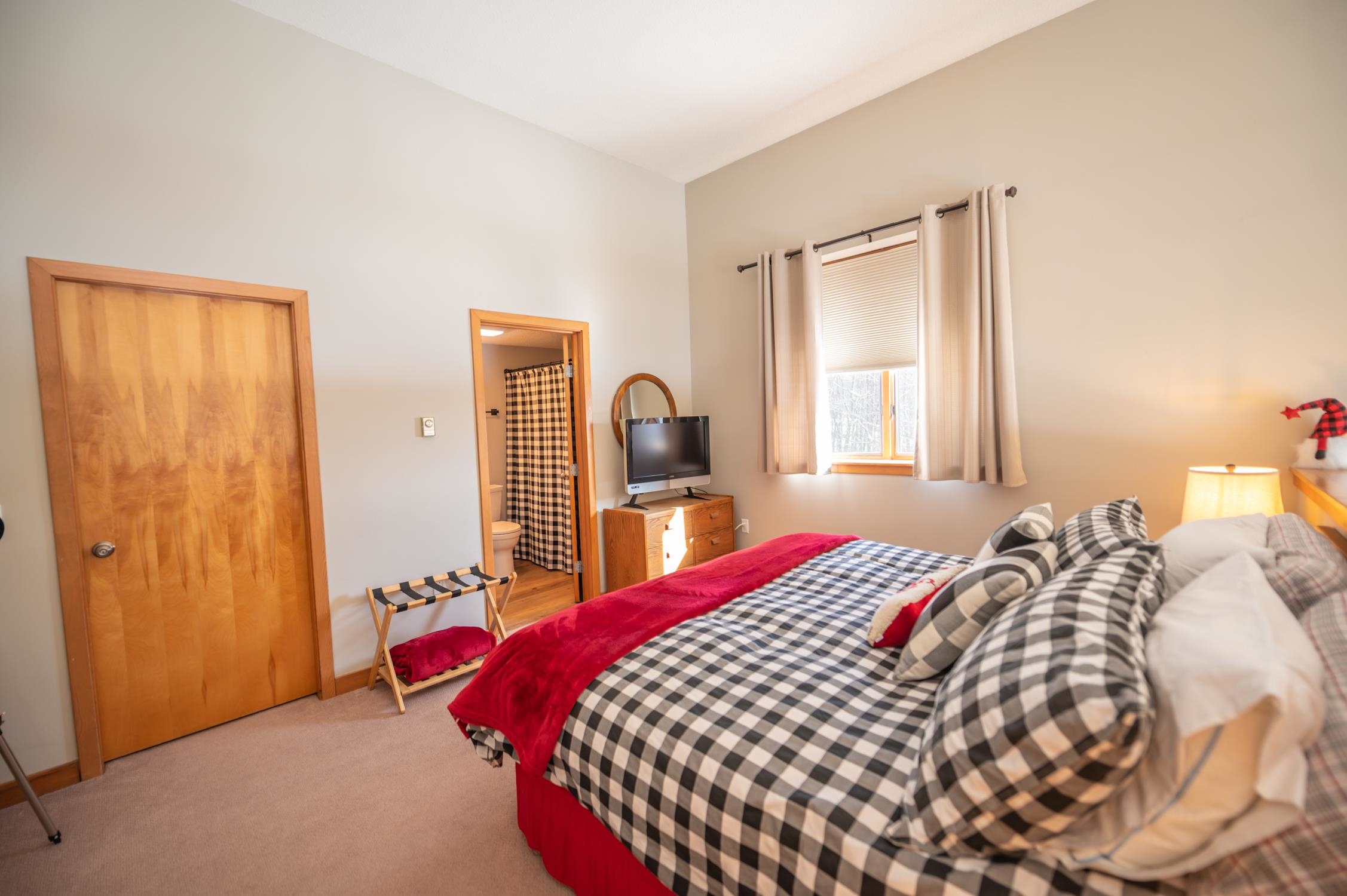 17 I Snow Tree Lane, Unit LEDGES I West Dover, VT 05356 - Photo 9 of 24