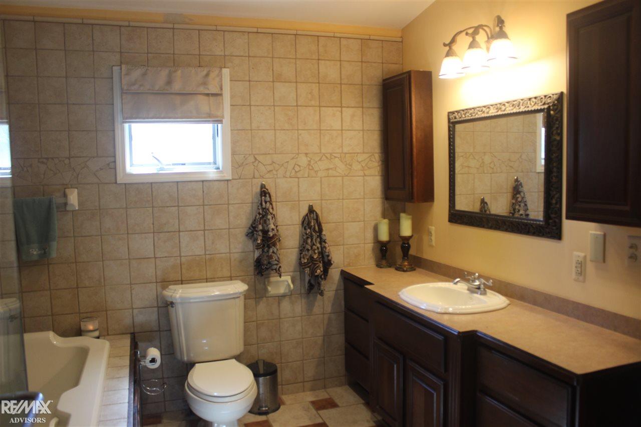 7160 Angling Road Marine City, MI 48039 - Photo 24 of 52