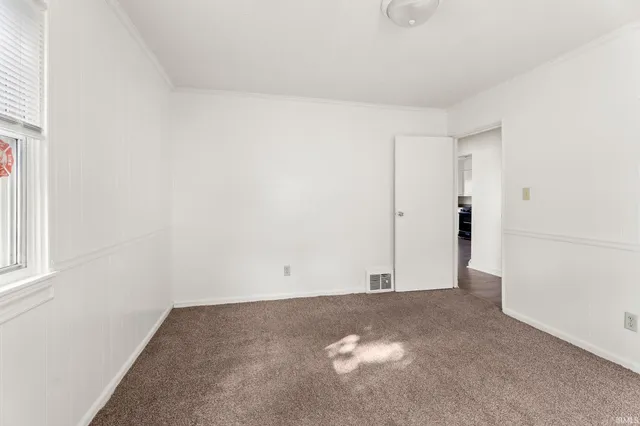 $159,900 | 444 West Fairfax Avenue, Fort Wayne, IN 46807