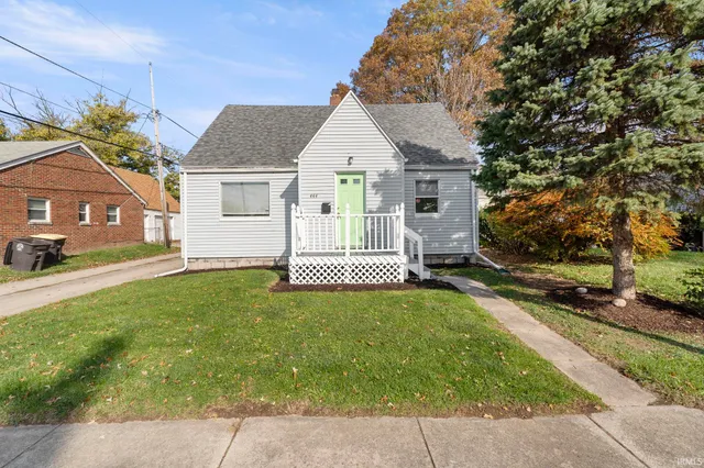 $159,900 | 444 West Fairfax Avenue, Fort Wayne, IN 46807
