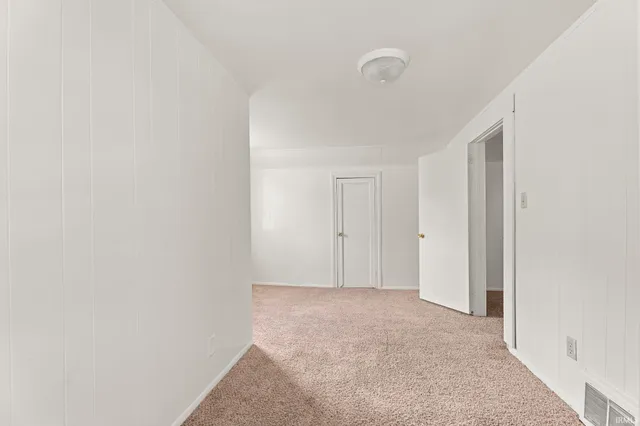 $159,900 | 444 West Fairfax Avenue, Fort Wayne, IN 46807