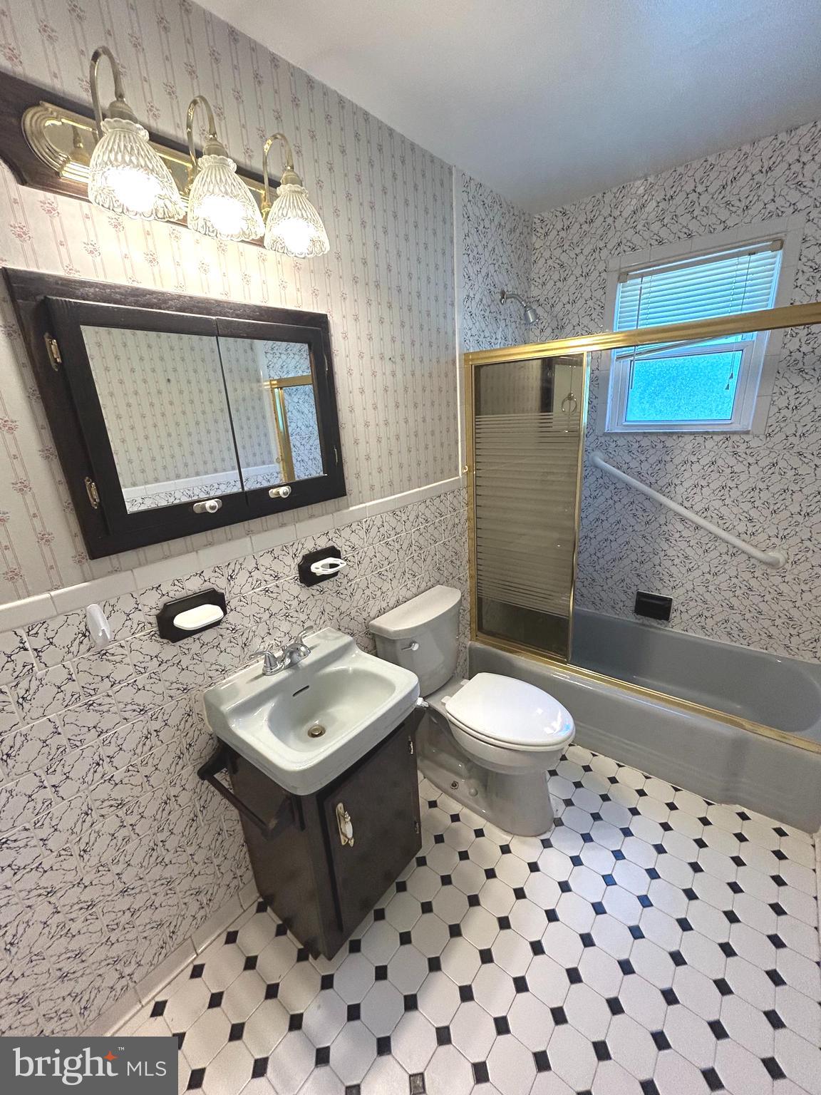 1041 Winsford Road Baltimore, MD 21204 - Photo 16 of 37