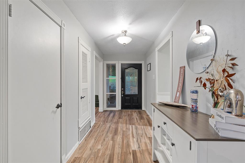 518 Fairway Road Woodway, TX 76712 - Photo 7 of 27