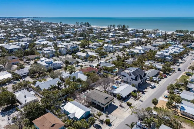 a view of a living room
