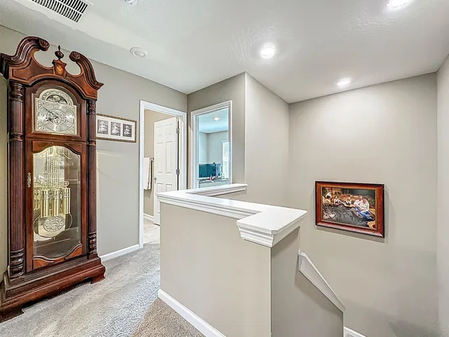 a view of a storage & utility room with washer and dryer
