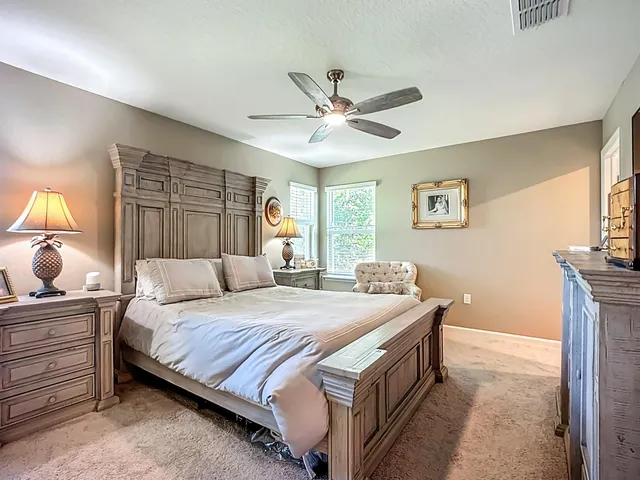 a view of a hallway with elevator