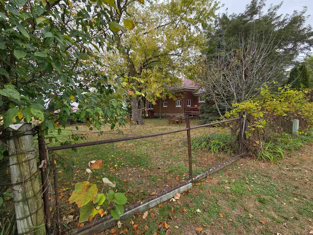 $215,000 | 7610 North Prairie Road, Muscoda, WI 53573