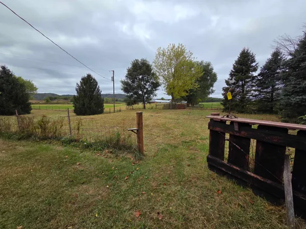 $205,000 | 7610 North Prairie Road, Muscoda, WI 53573