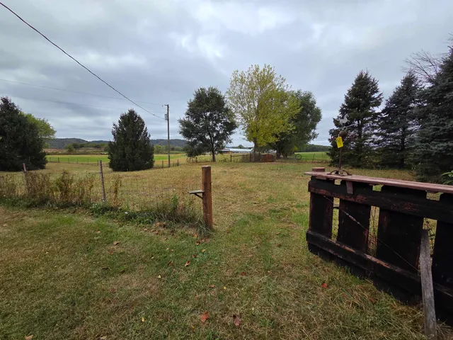 $215,000 | 7610 North Prairie Road, Muscoda, WI 53573