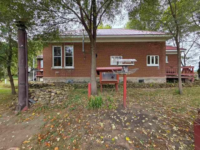 $215,000 | 7610 North Prairie Road, Muscoda, WI 53573