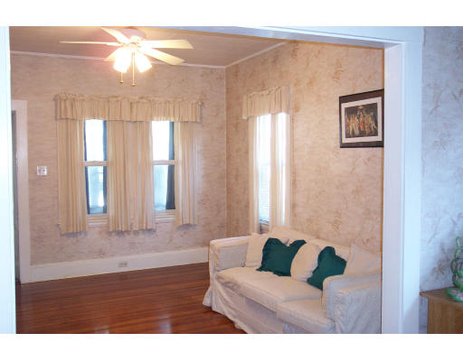 136 Holbrook Road Quincy, MA 02171 - Photo 4 of 7 Gallery Image 4
